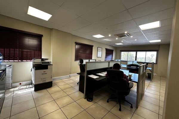 Ideally located between Waterfall and Sandton, Sunninghill Office Park offers excellent ...