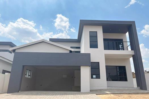 5 Bedroom House for sale in Six Fountains Residential Estate