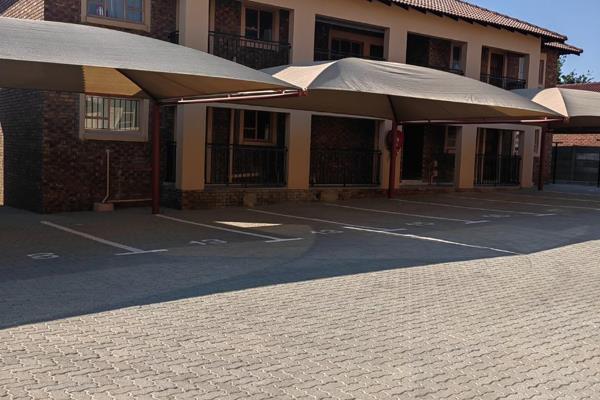 2 bed 1 bath - R5500 Monthly; R5500 deposit once off; R500 Admin once off. 

Water Included. Well Maintained Property. Prepaid ...