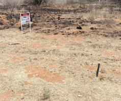 Vacant Land / Plot for sale in Bendor