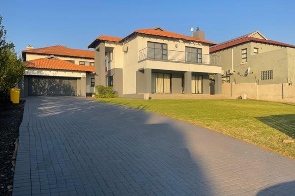 Lovely 3 bedroom home to rent from the 1st of June 2024 in the beautiful Birdwood Estate. This home has 3 bedrooms and 2 bathrooms with ...