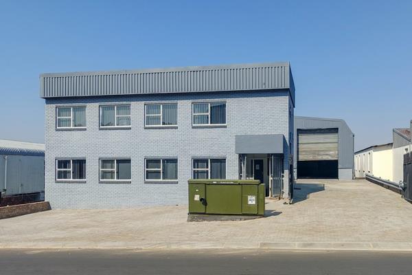 FOR SALE / TO RENT 
- Two double volume Industrial Units with Change Rooms 816sqm ...