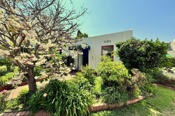 Darrenwood is a peaceful suburb in the north Johannesburg.  Sit back and relax, the ...