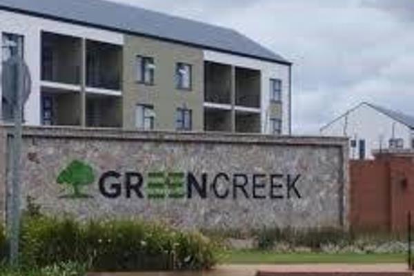 Welcome to this beautiful 2-bedroom apartment with two bathrooms on the top floor for sale in Green Creek Lifestyle Estate

The ...