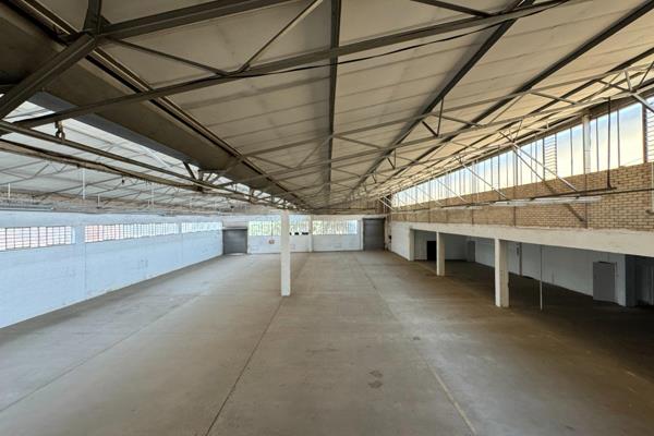 1,972 sqm warehouse in Benrose offering ideal space for storage and distribution. With ...