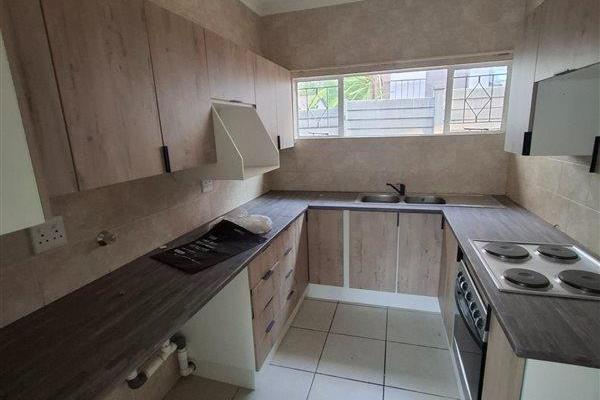 Monthly Rent: R 9,000
Deposit: R 9,000
Availability: Immediately

This charming 2-bedroom garden cottage is perfect for those ...