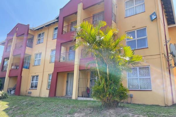 Prime Property Umhlanga presents this immaculate and stunning one bedroom, one bathroom apartment in Pinetown, Caversham Glen.

This ...