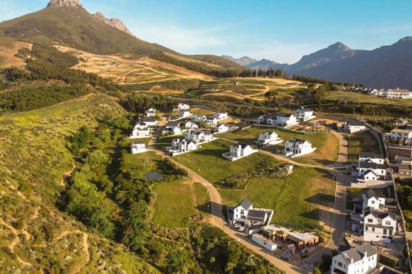 Discover your dream home plot in La Roche Estate, Stellenbosch. La Roche is developed on 13.1 hectares, with a low-density of 8 erven ...