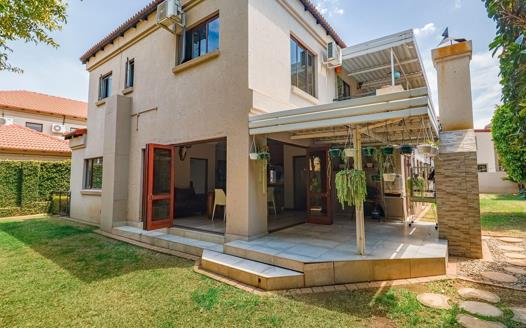 3 Bedroom House for sale in Silver Lakes Golf Estate