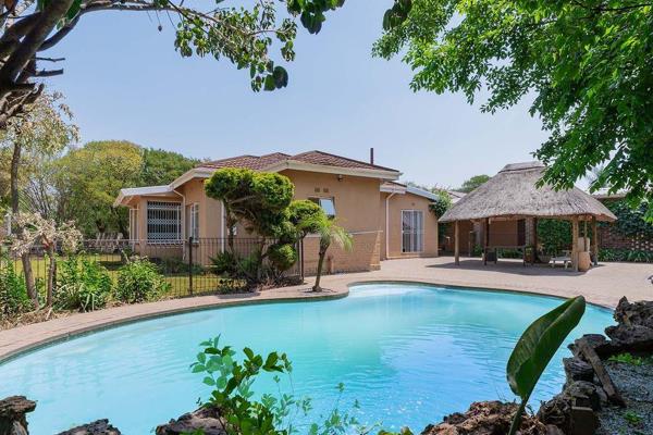 Home with Borehole &amp; Pool Paradise in Benoni 

 Welcome to this exquisite ...