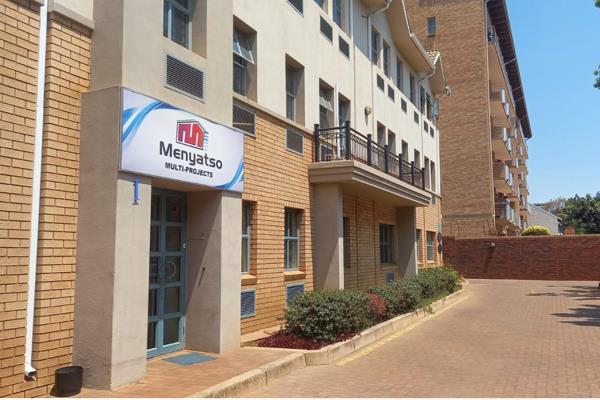 Unit 1 Parkfield court is located in hatfield area. its a well kept office court with ...