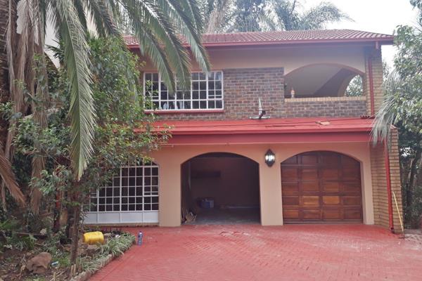 Well-Located Spacious Four-Bedroom House for Rent in Gholfsig

This spacious house features 4 bedrooms and 4 bathrooms, along with a ...