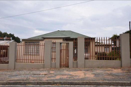 3 Bedroom House for sale in Primrose