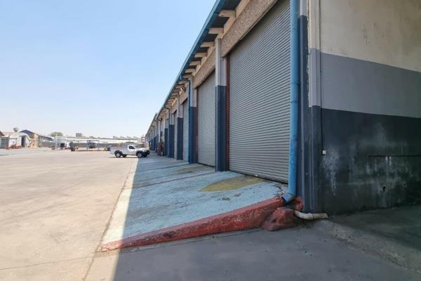 This 1800sqm workshop, complete with office space, ablutions, and a large 5200sqm yard ...