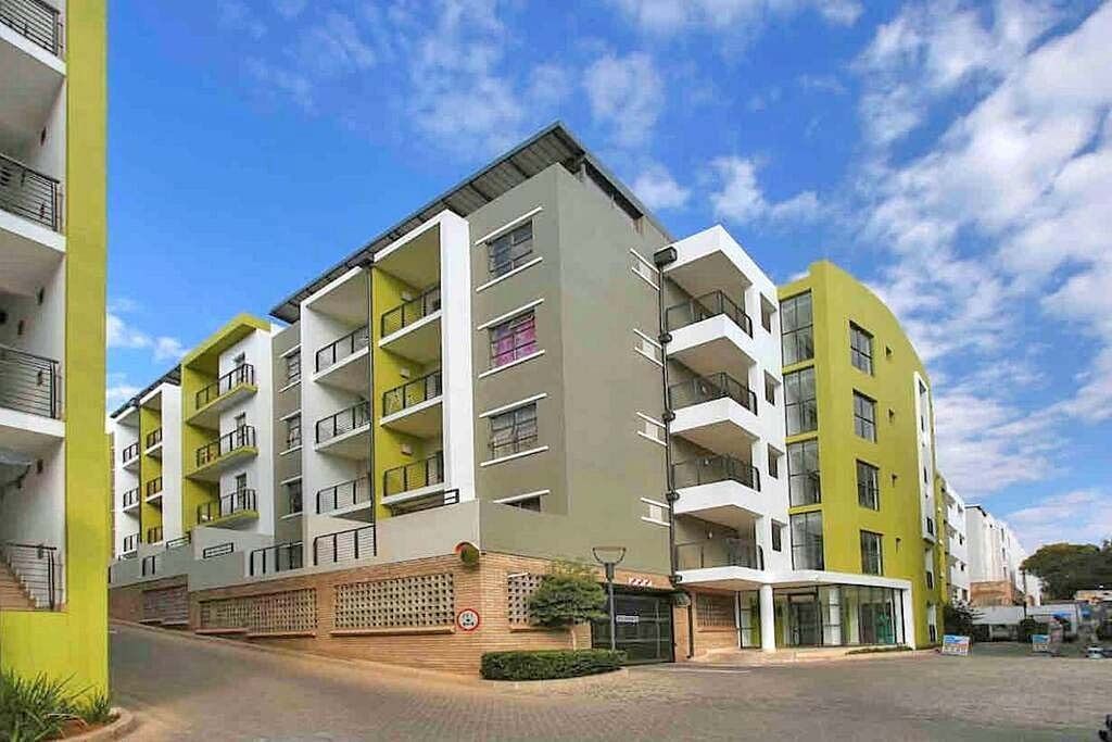 Rivonia Property : Apartments / flats to rent in Rivonia : Property24 ...