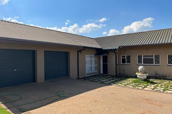 Here&#39;s an elegant 3 bedroom  house in Middelburg Central 

If peace and comfort are what you are looking  for, look no further. ...