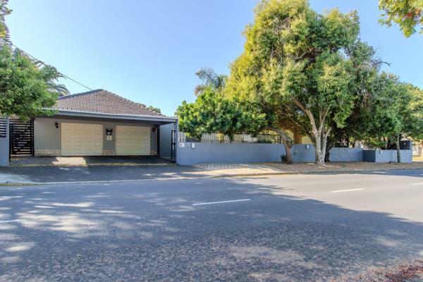 This modern home has been thoughtfully renovated in neutral shades. The property offers a seamless flow from the lounge to the dining ...