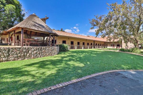 Location &amp; Security:?
*Located within a 24-hour access-controlled, boomed-off area, this magnificent equestrian estate offers ...