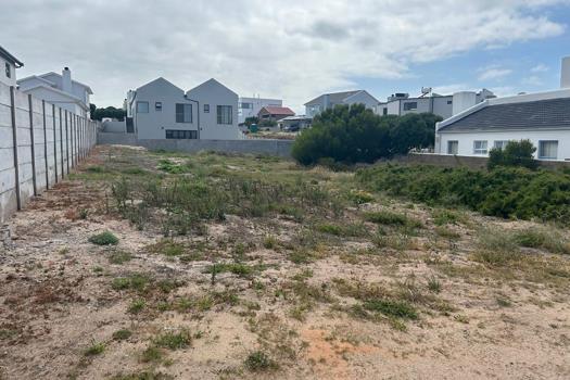 Vacant Land / Plot for sale in Britannia Bay