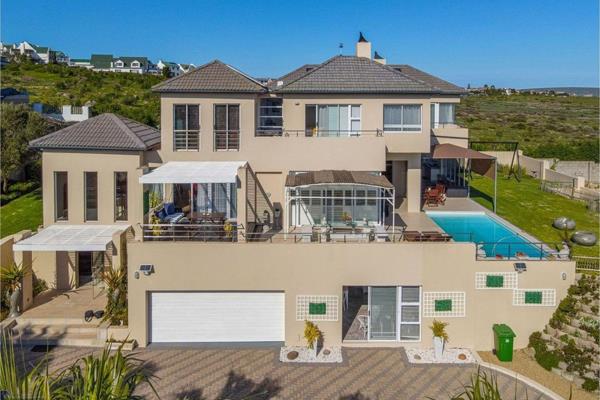 Luxurious Residence in the Prestigious Country Club, Langebaan
Discover unparalleled ...