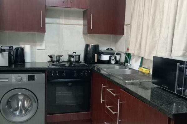 Neatly kept 1 bedroom apartment, located on the ground floor, offers:

A fully fitted kitchen, an open plan lounge, bedroom with a ...