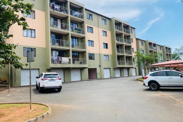 Spacious 2-Bedroom Apartment in Montclair, Durban

Bedrooms: 2 spacious bedrooms with built-in cupboards
Living Space: Open-plan ...