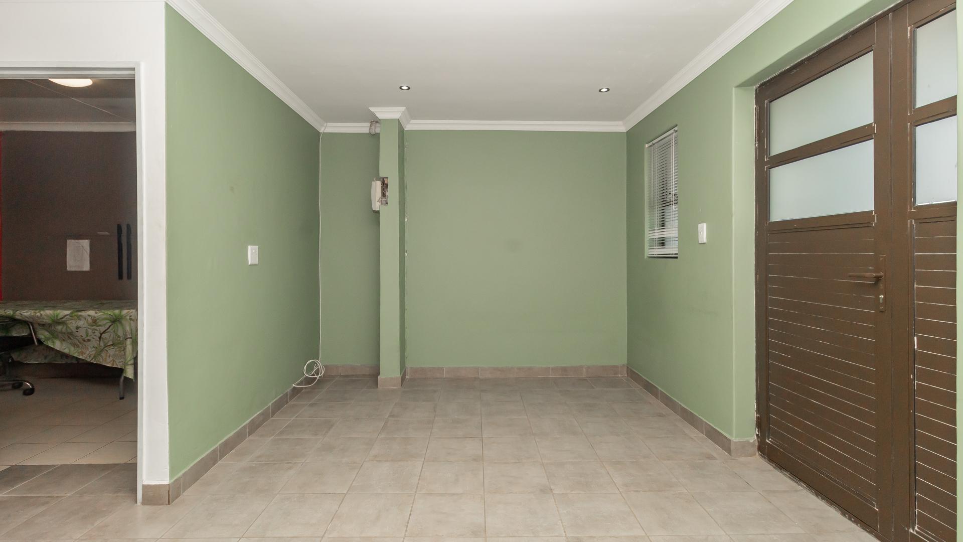 Silwood Heights Property Houses for sale in Silwood Heights