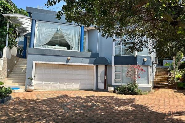 Well maintained Bed and Breakfast situated on panhandle in Umhlanga is a must view. Private with a long paved drive way parks +/- 15 ...