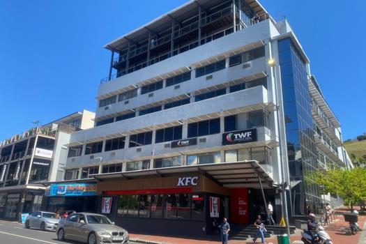 Commercial Property to rent in Green Point