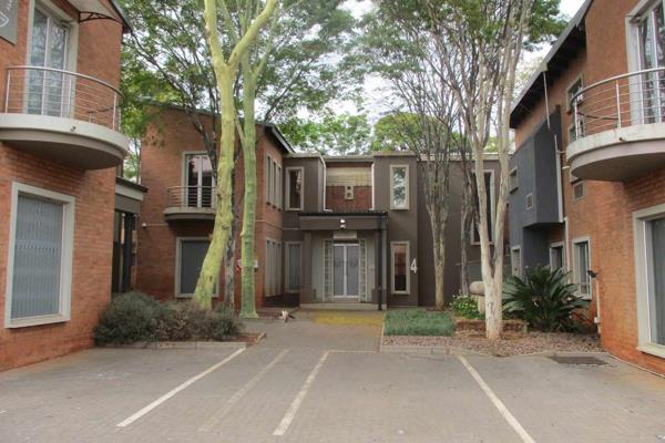 PRIME OFFICES TO RENT IN MONTANA PARK

This modern 299 sqm, double storey unit is ...