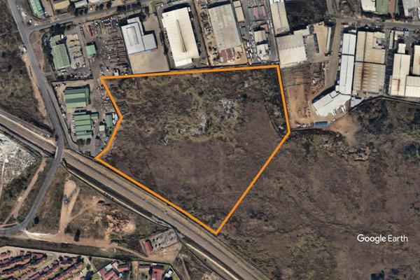 This prime vacant land for sale spans 45,471m2 and is zoned and fully serviced, making ...