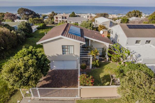 Proud Dual Mandate
Nestled below 7th Street, this cherished family home offers seaside ...