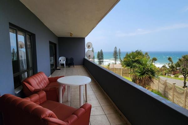 An immaculate property with the best sea views in town! This stunning home has everything you need in an apartment. Offering you ...