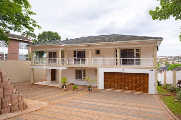 This impressive double storey home offers a blend of modern elegance and comfort, ideal ...