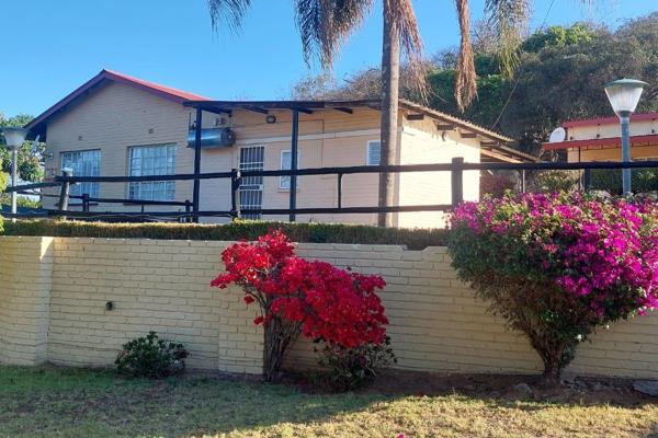 Experience the tranquility of country living in this delightful 1 bedroom, 1 bathroom home, conveniently located 15 km from Nelspruit ...