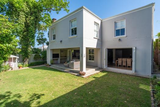 4 Bedroom House for sale in Claremont Upper