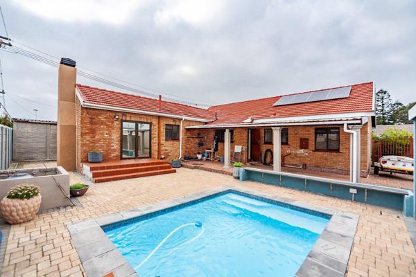 Exclusive Mandate* | Welcoming Offers from R 2 350 000 | Bond and Finance Assistance Available*

Introducing this 3 Bedroom 1 &amp; ...