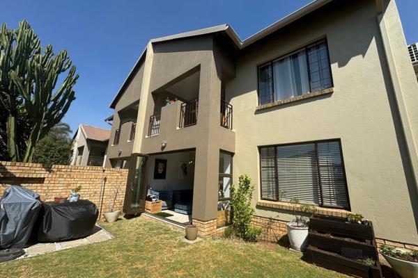 Stunning 2 Bedroom Apartment in Northriding

Experience the ultimate in comfort and security in this beautiful 2 bedroom, 2 bathroom ...