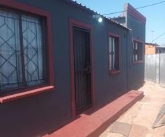 House for sale in Zonkezizwe