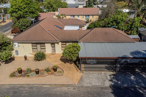 This charming corner property in the sought-after suburb of Oakglen offers a unique ...