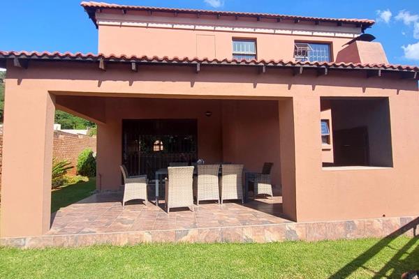 Furnished property to rent in Faerie Glen.
This double storey property in Faerie Glen offers you 4 bedrooms, 2 bathrooms, guest toilet ...