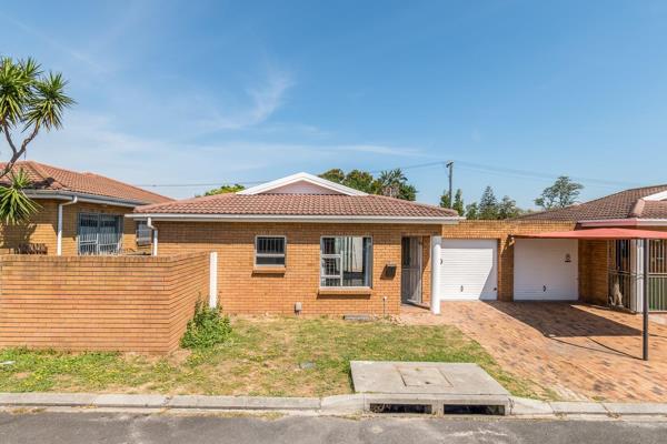 Welcome to this lovely 2-bedroom home, perfect for comfortable living in the heart of Kuilsriver! 

The property boasts an open-plan ...