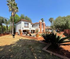 House for sale in Zwavelpoort AH