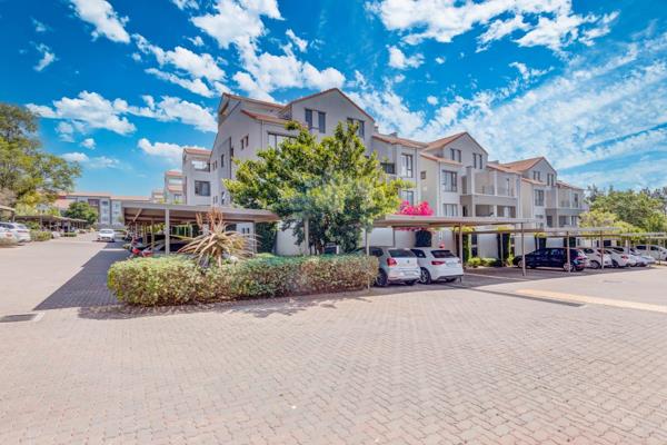 Welcome to this sought-after complex nestled in the heart of Bryanston. Upon entering ...