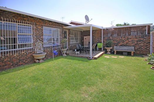 3 Bedroom Townhouse for sale in Rangeview