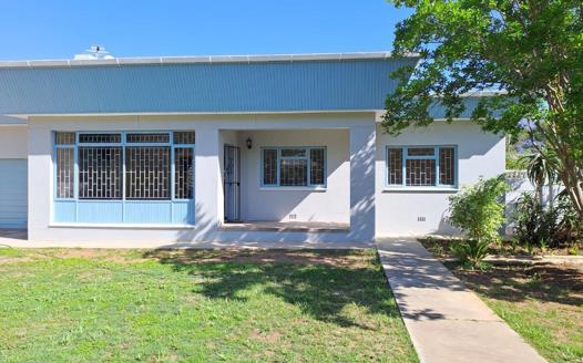 3 Bedroom House for sale in Robertson