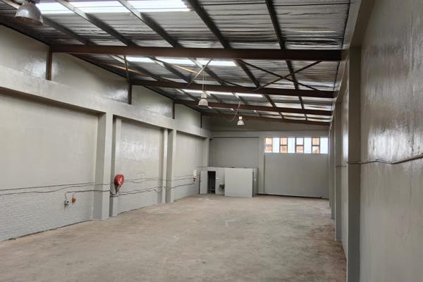 Rawson Commercial Durban South proudly presents the following property To Let

450 sqm Factory space.
5.5M Roof height.
100 Amps ...