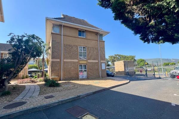 This flexible 65m&#178; ground-floor office unit in Midpark Business Park, Augusta House ...