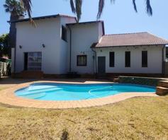 House for sale in Brackendowns