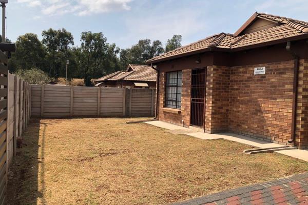 This property is in a secured estate. Close for commute to Sandton, or Pretoria. The open areas with privacy is modern and spacious. ...